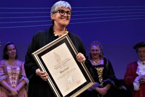 Tartinijevo priznanje za izjemne dosežke na področju kulture v piranski občini je prejela Mira Ličen 7